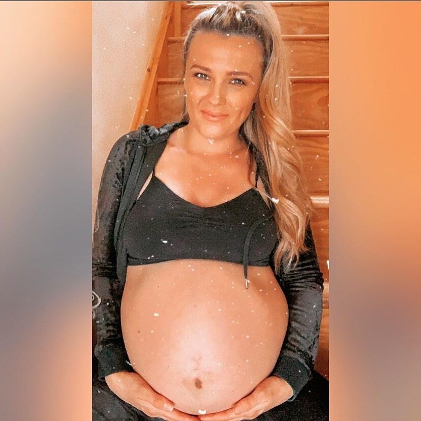 Stunning Pregnant Blonde 