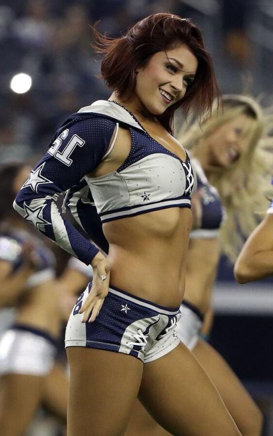 Holly Powell (Holly Marie Powell)
