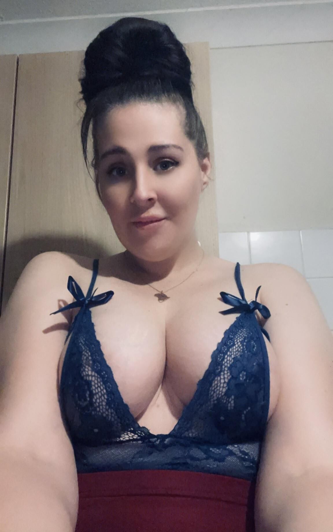 Chunky milf slag uk