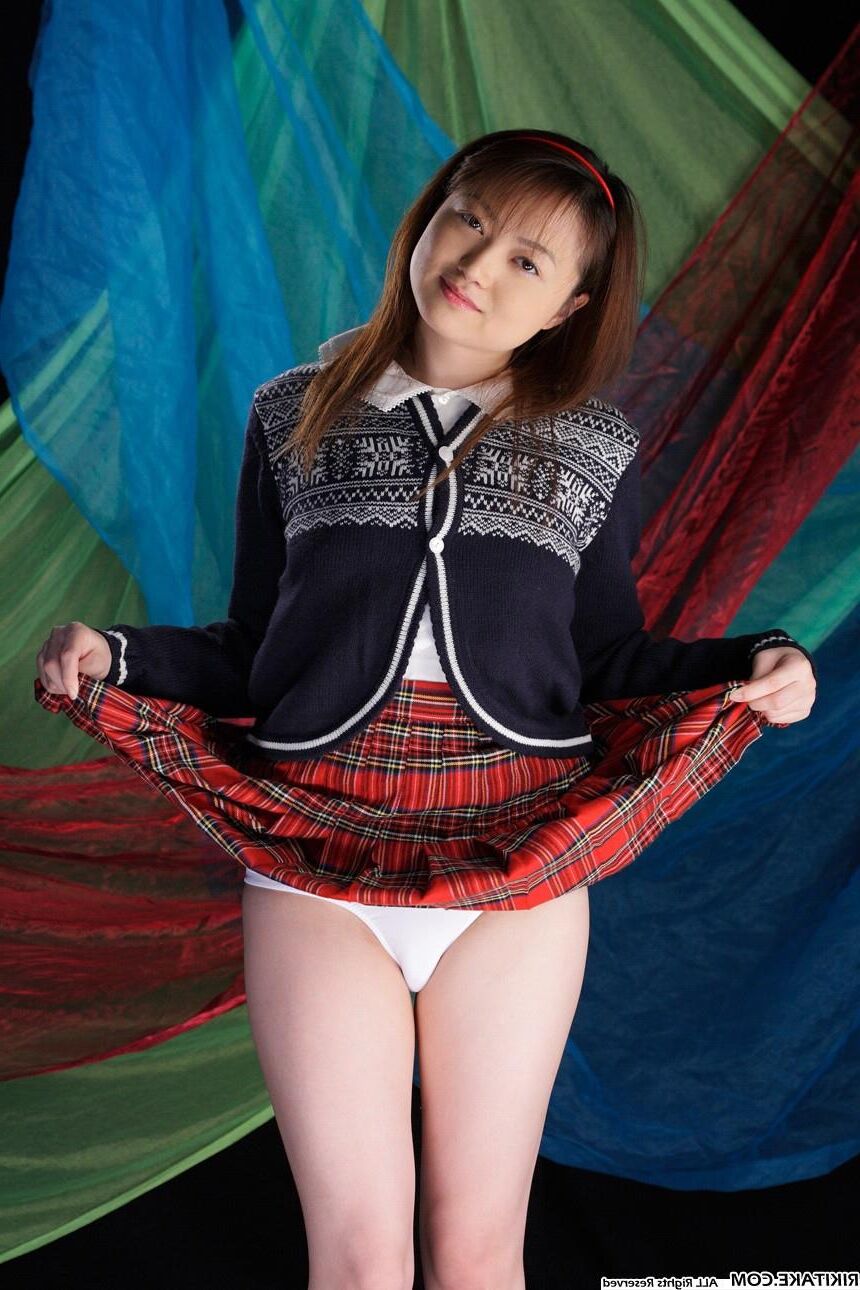 Modelo nude japonês Eiko Kirishima