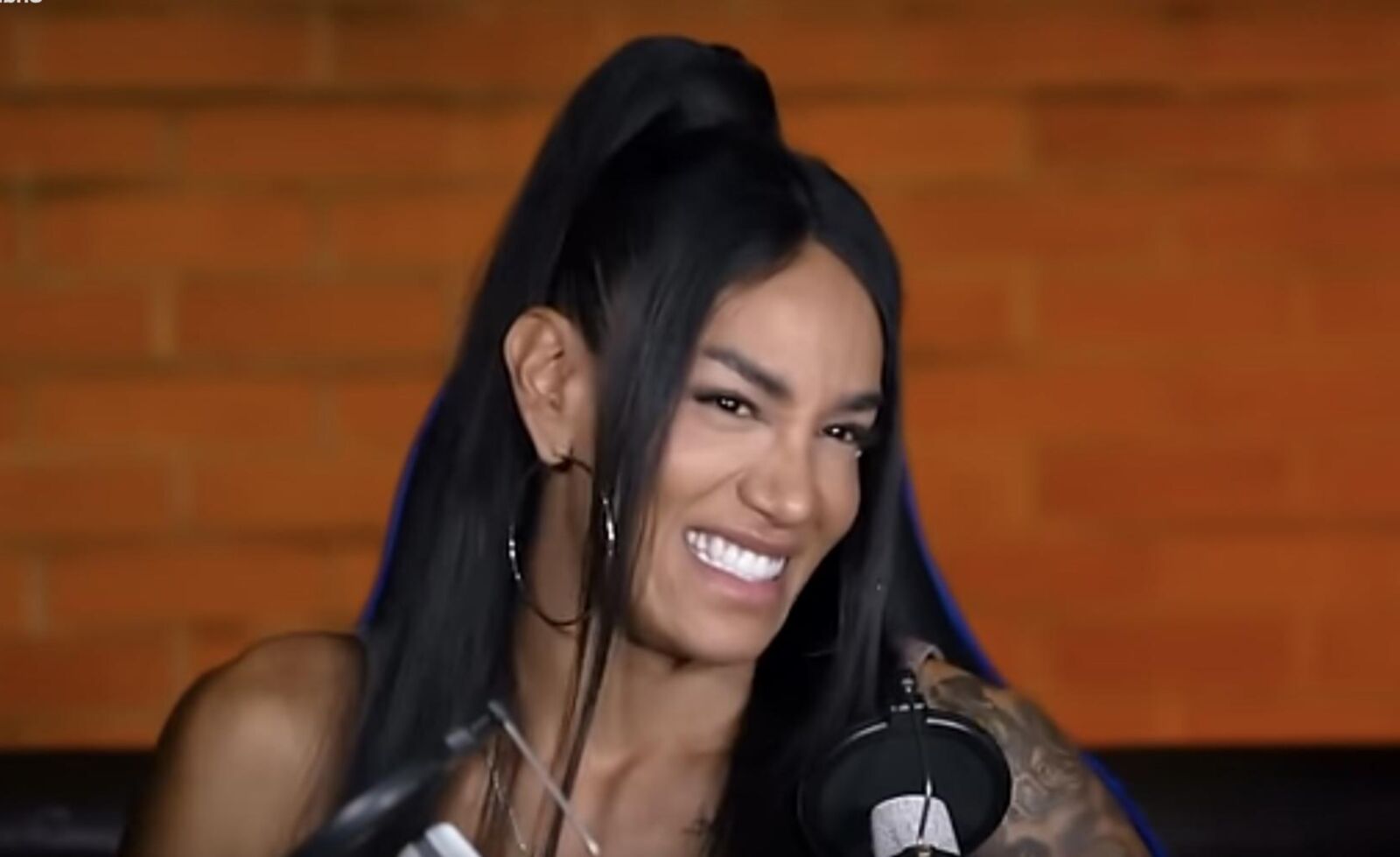SWEET LAURA SAENZ GOES ON A PODCAST AND TALKS ABOUT HER LIFE