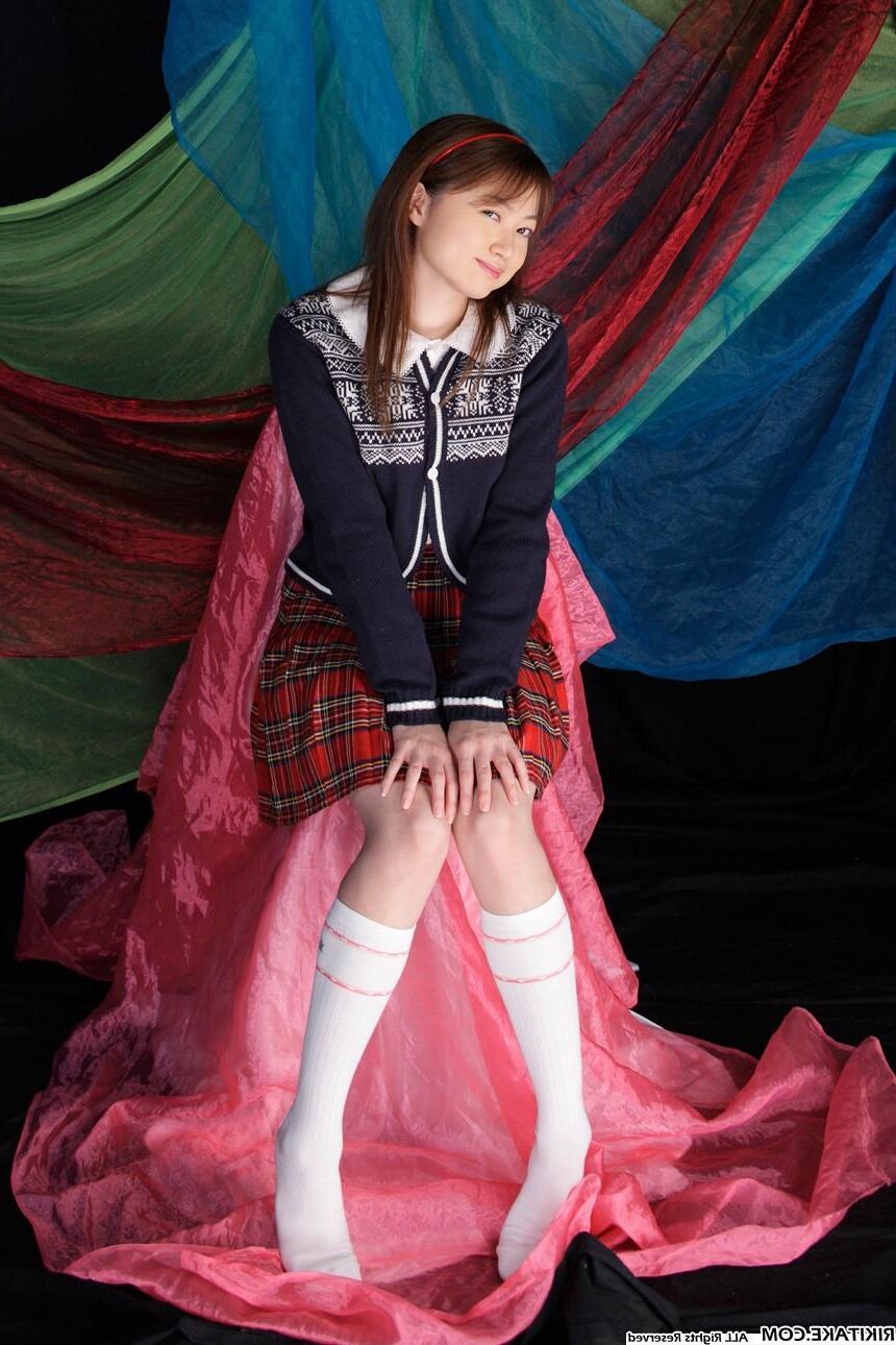 Modelo nude japonês Eiko Kirishima