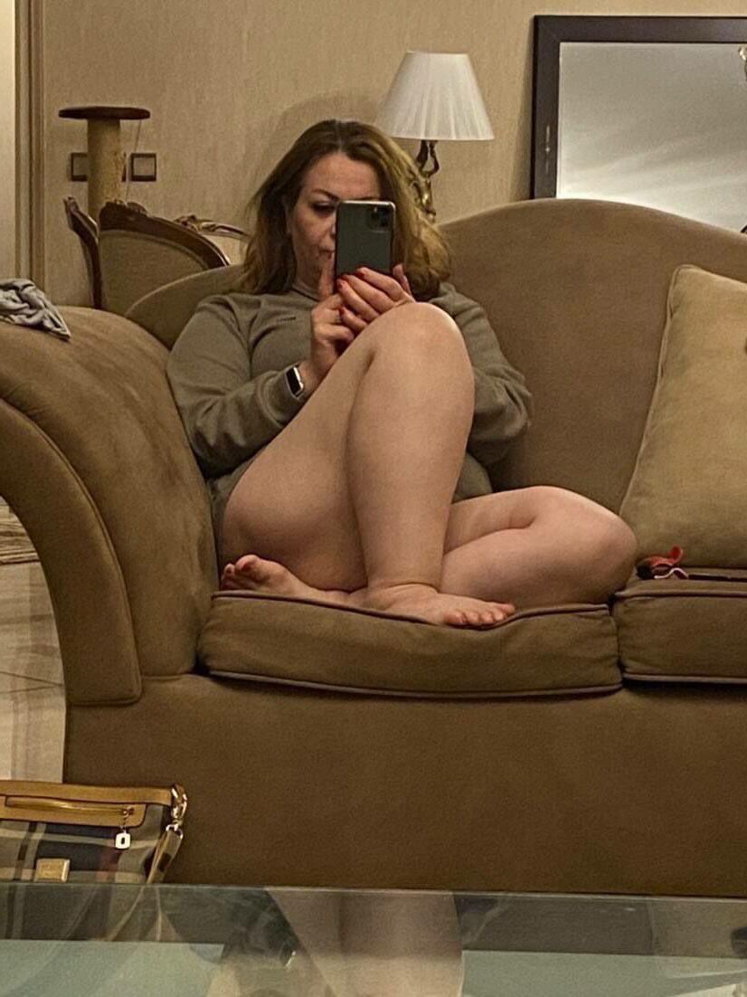 sexy iranian wife 