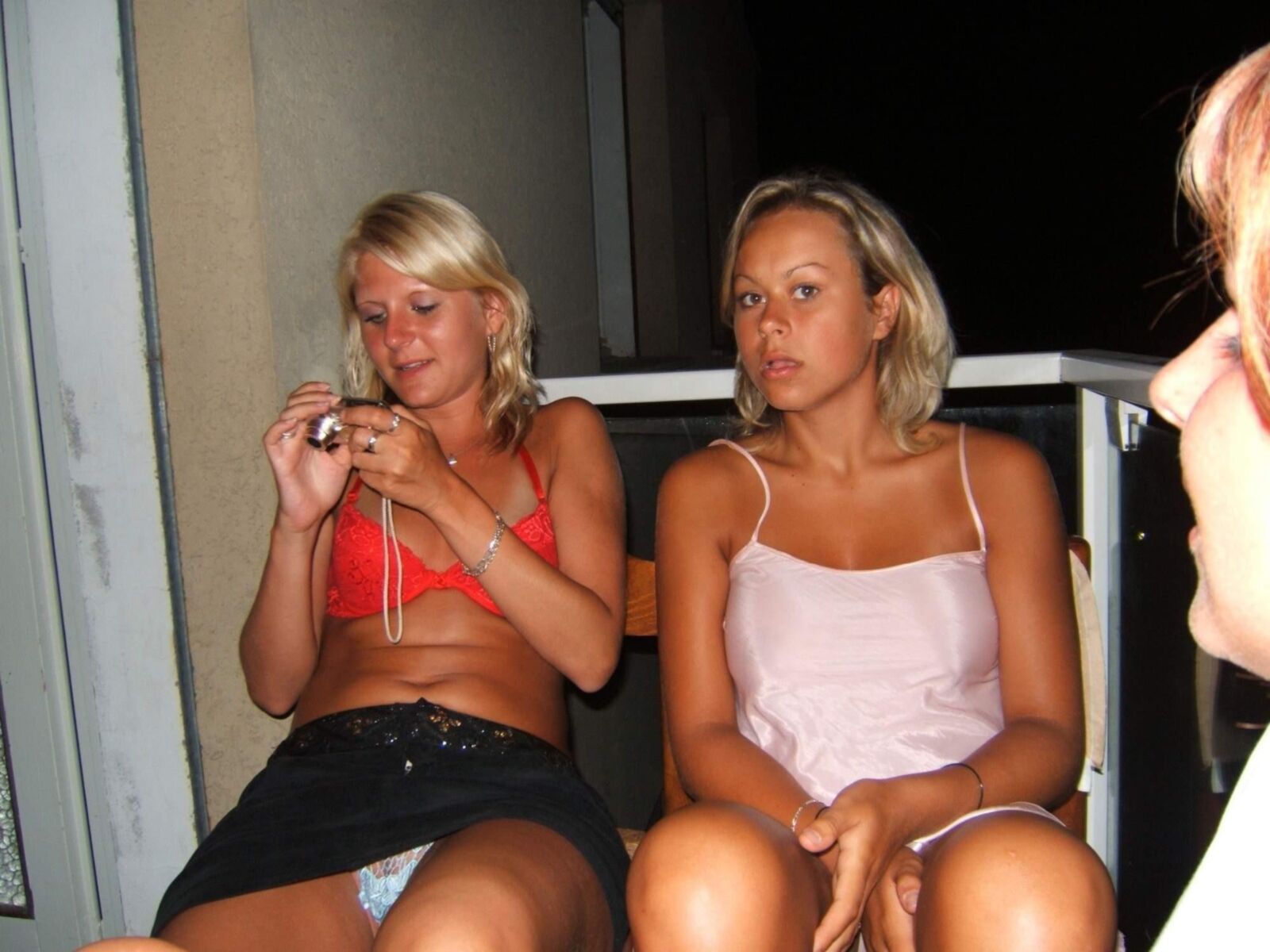 upskirts