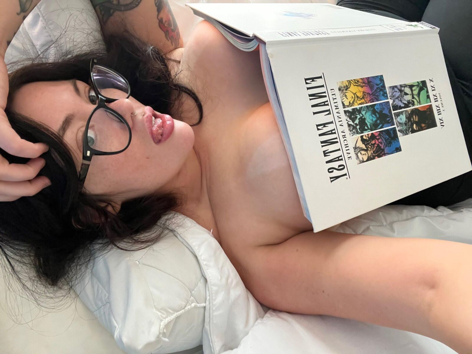 Peach Big Butt Big Boobs Lindas BBW MILF MISTED HOT SPOSTOS