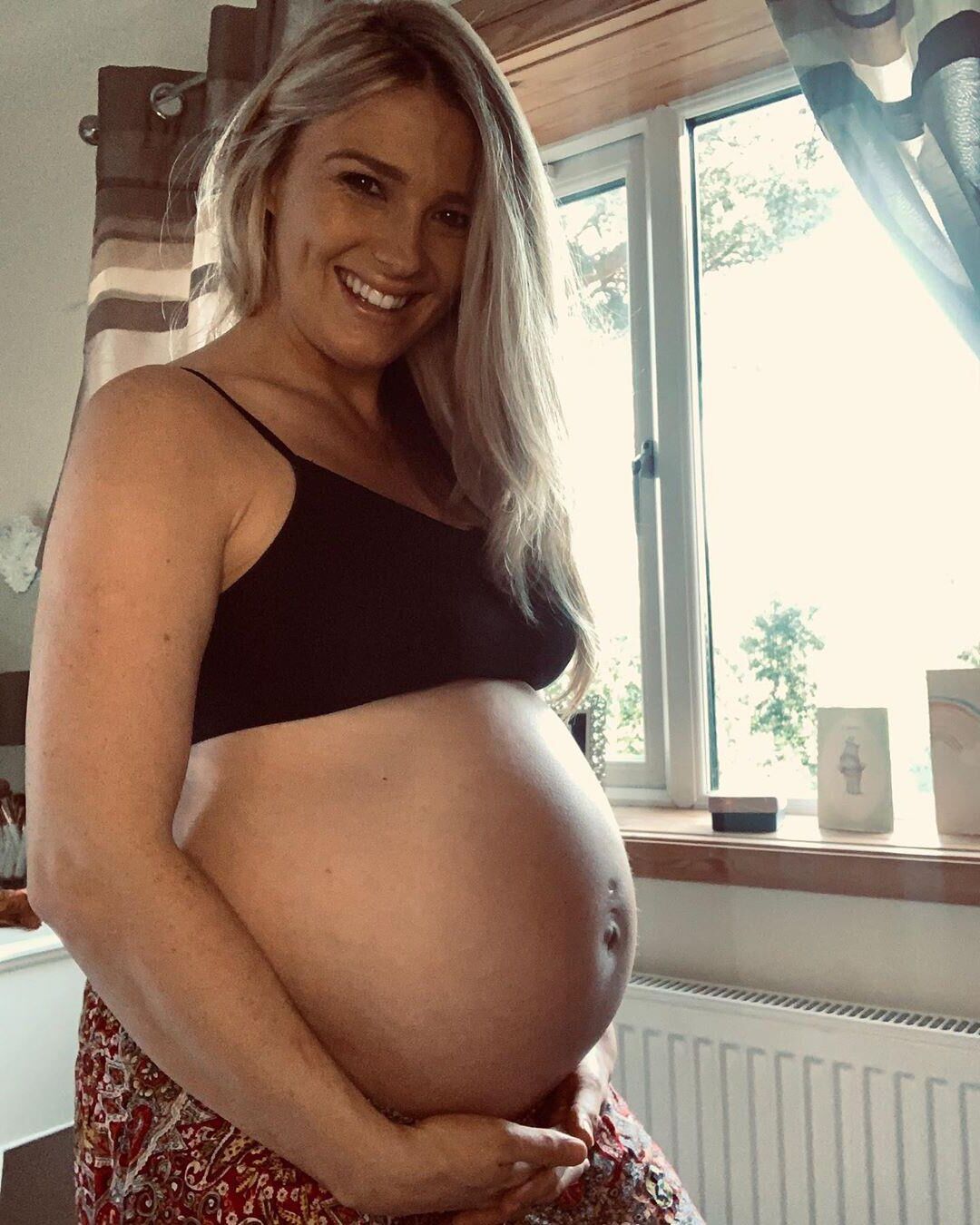 Stunning Pregnant Blonde 