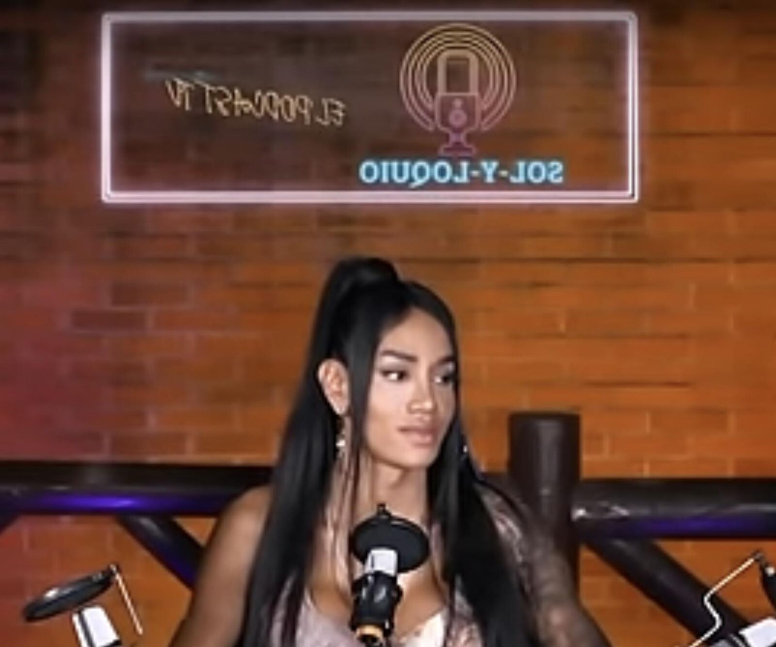 SWEET LAURA SAENZ GOES ON A PODCAST AND TALKS ABOUT HER LIFE