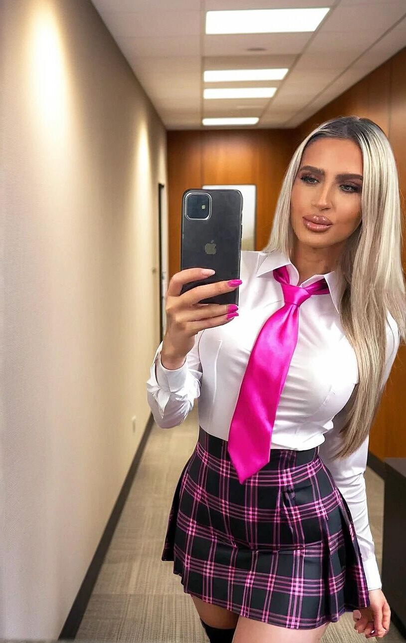 Румынская шлюха Алина Мадалина