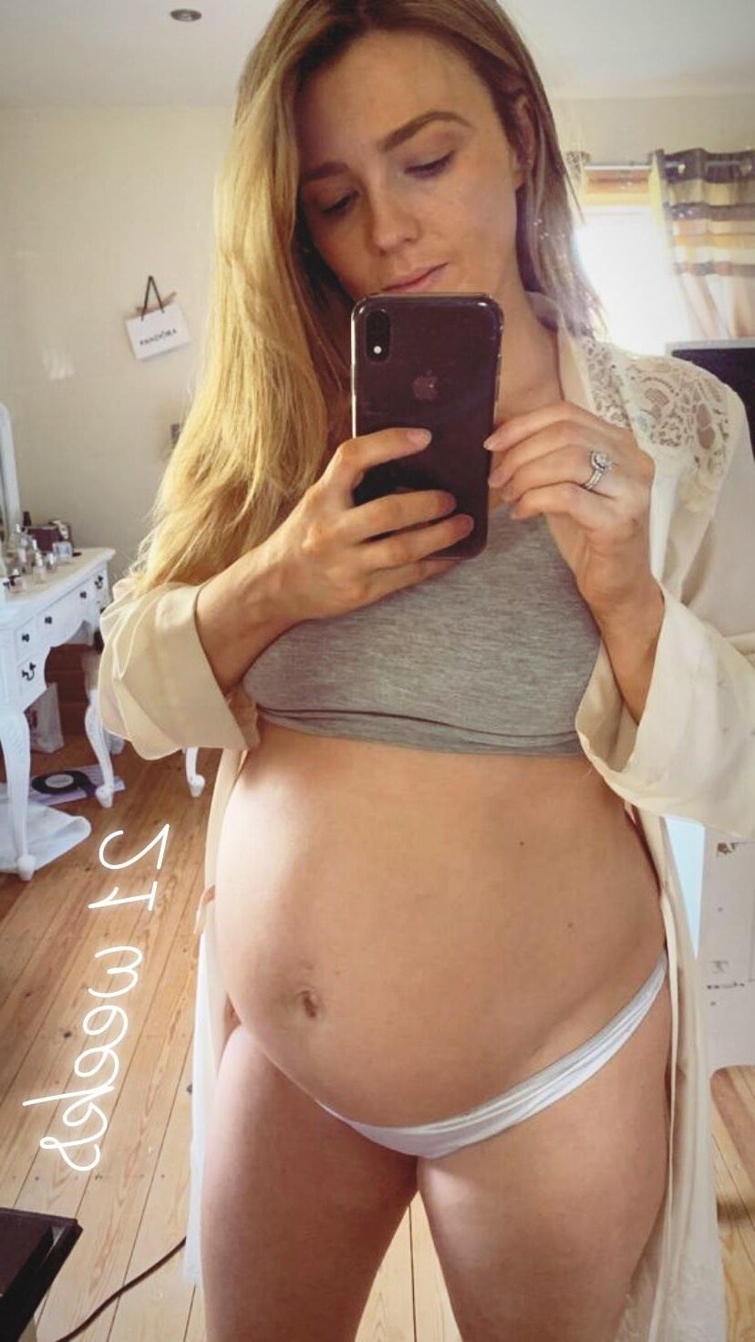 Stunning Pregnant Blonde 