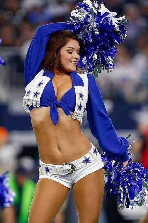 Holly Powell (Holly Marie Powell)
