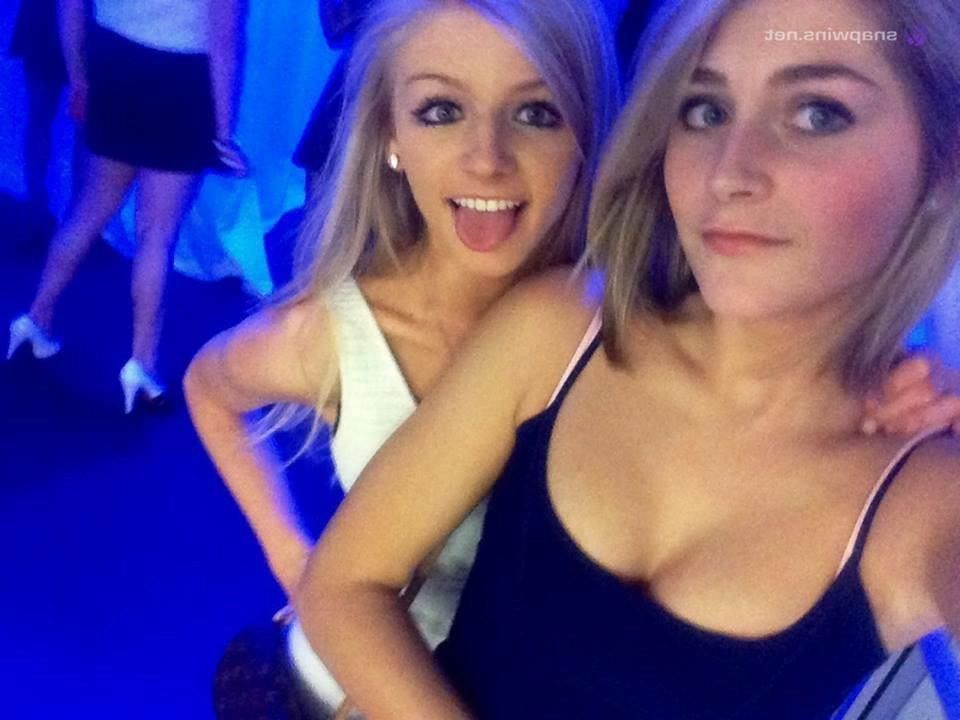 Zugang zum Zimmer meiner heißen blonden Schwester!