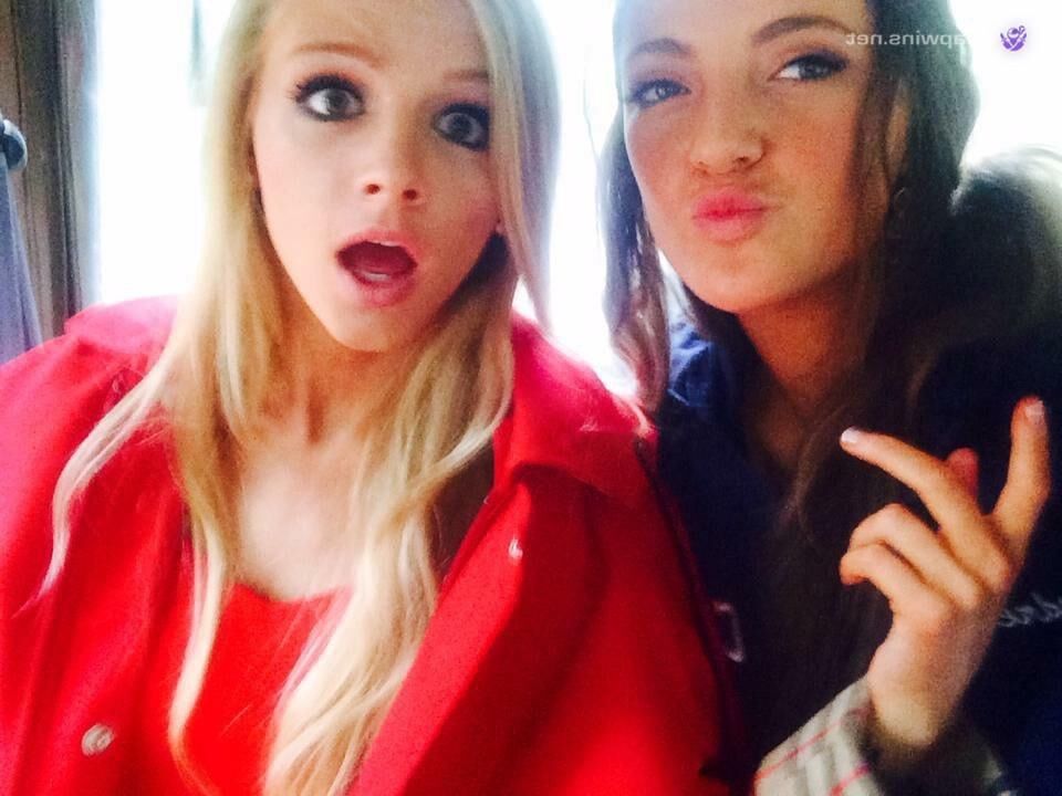 Zugang zum Zimmer meiner heißen blonden Schwester!