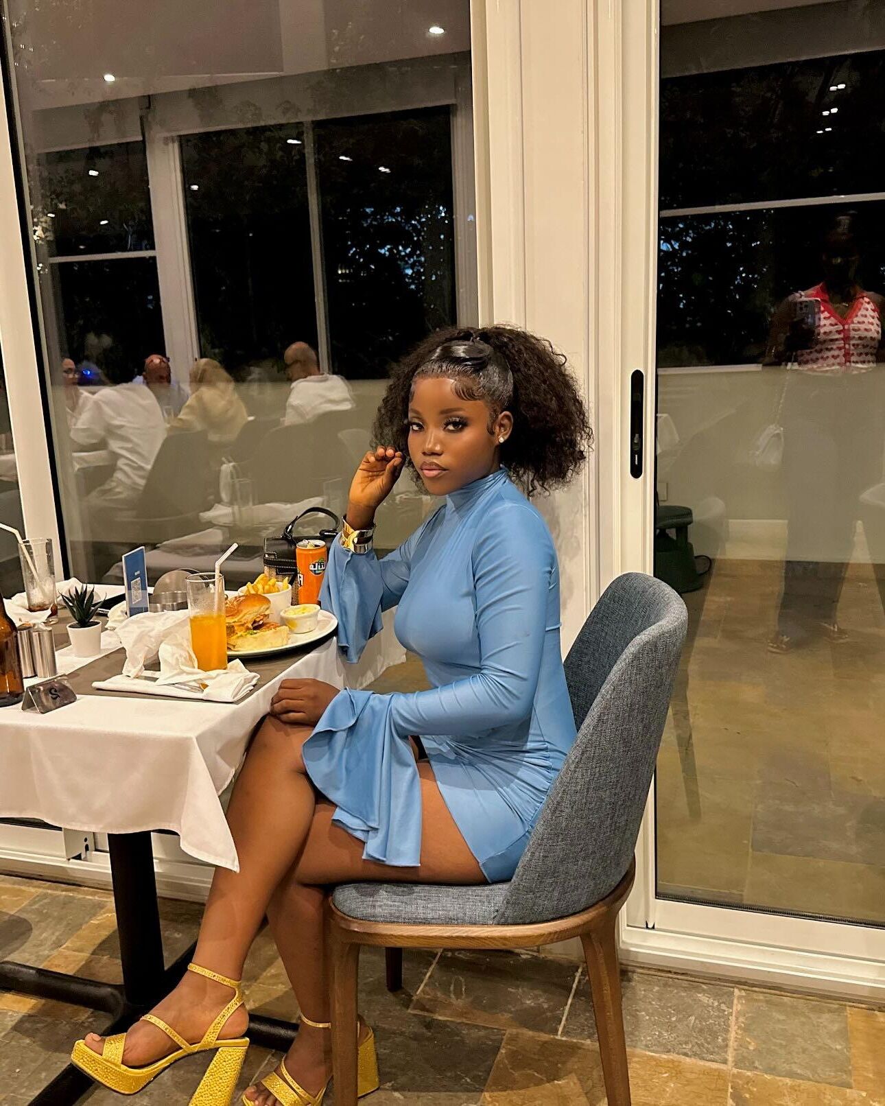 LEGEGE EBONY AMATEure