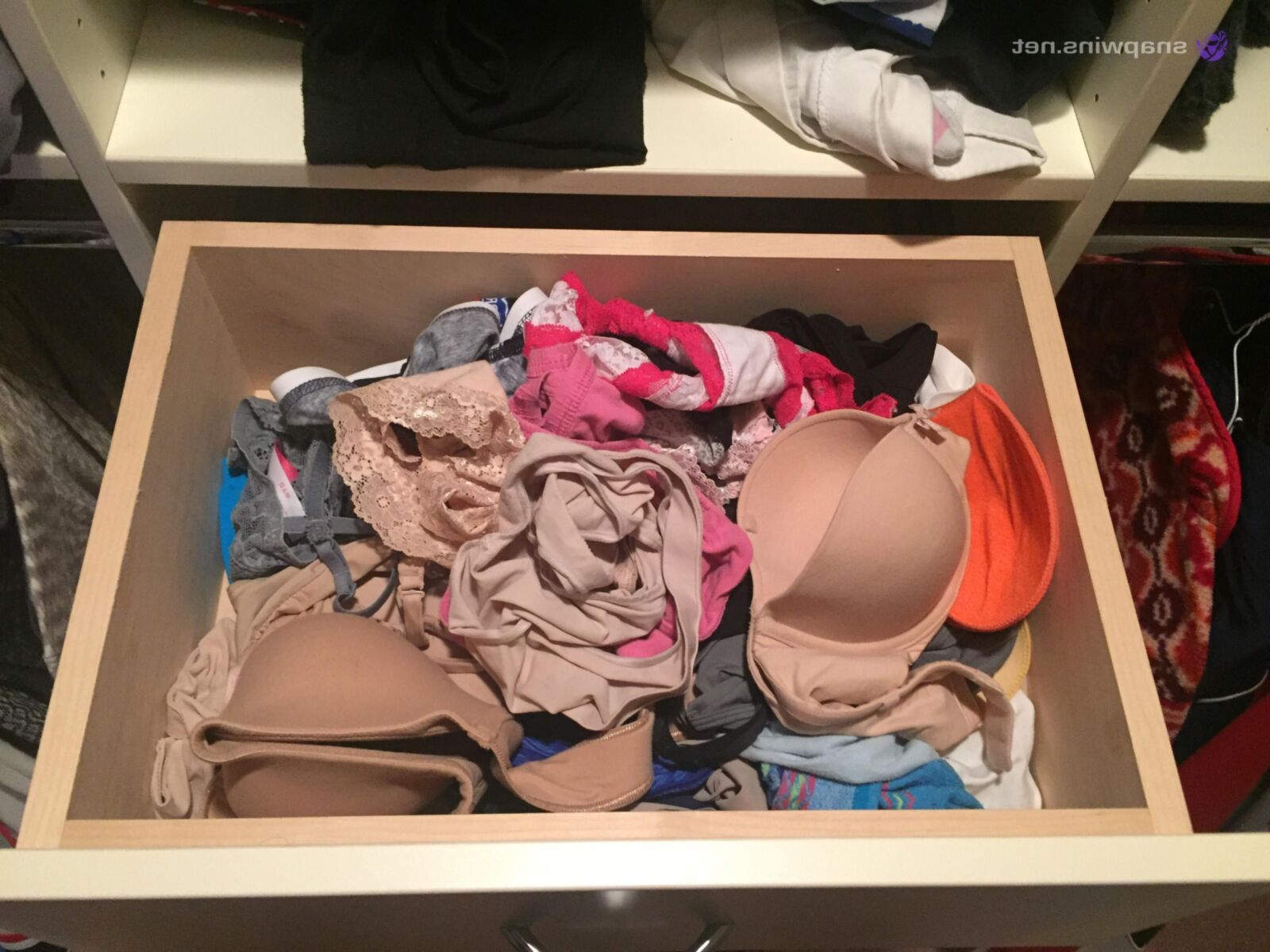 Zugang zum Zimmer meiner heißen blonden Schwester!