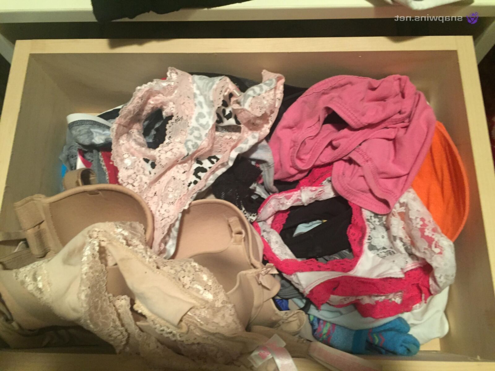Zugang zum Zimmer meiner heißen blonden Schwester!