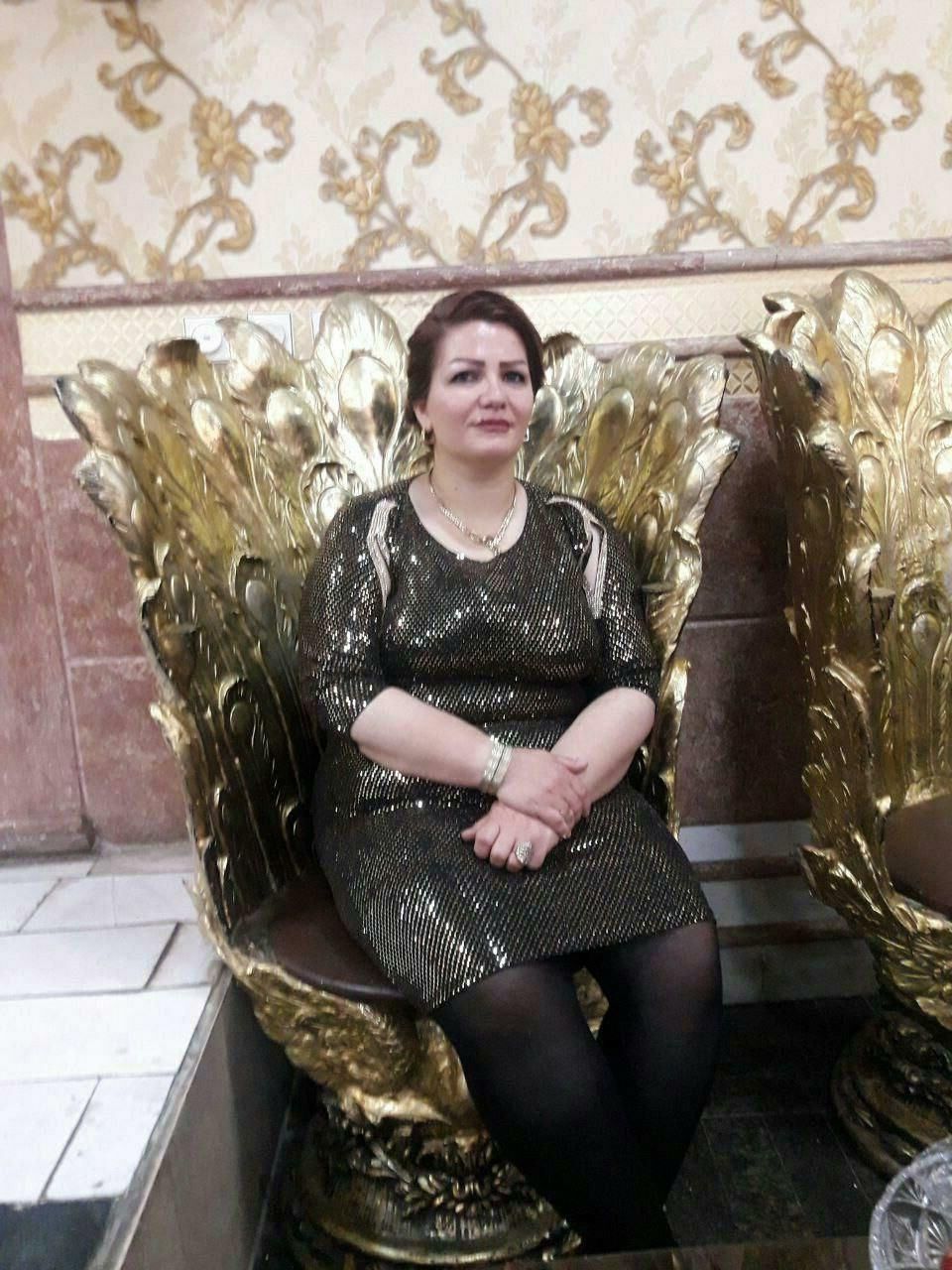 Сексуальная иранская жена мильф Шейла