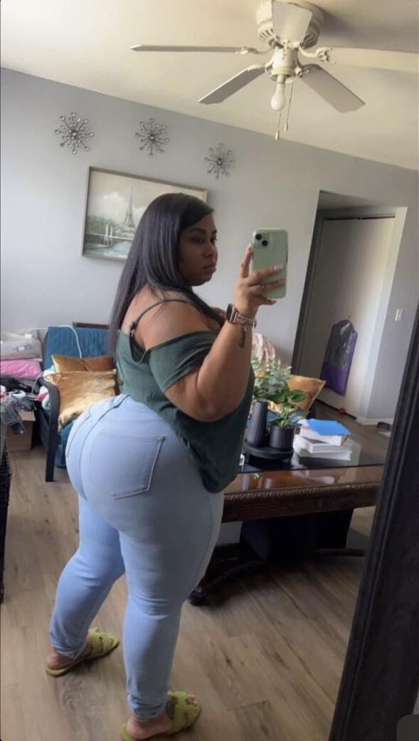 Ms pretty, Comment if you know her