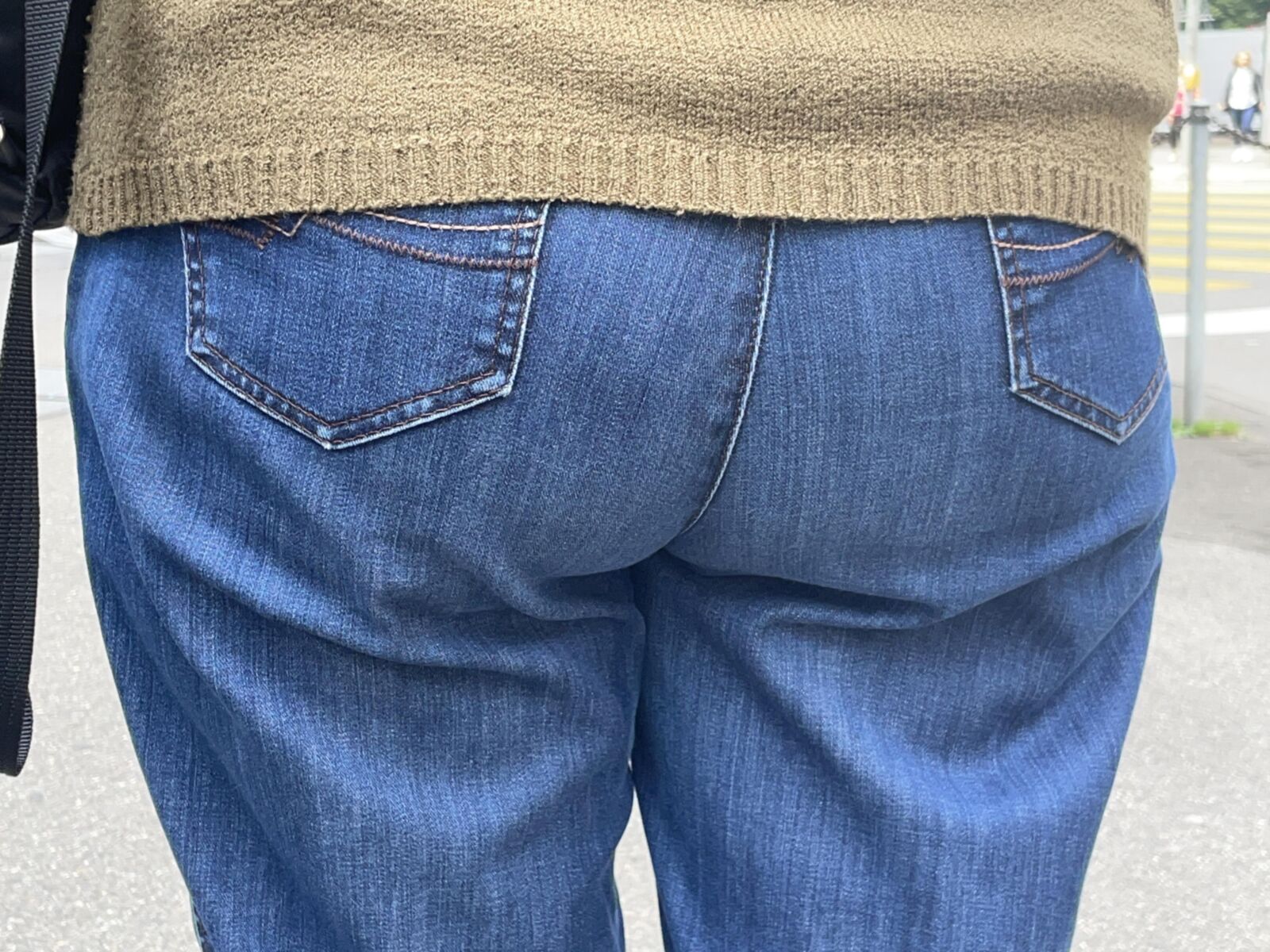 Gilf with wobbly hips