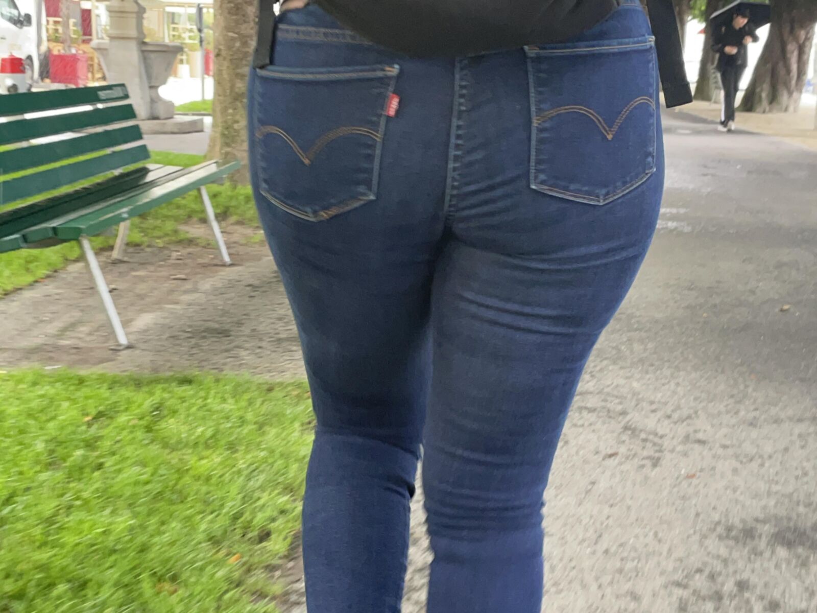 Задница откровенна