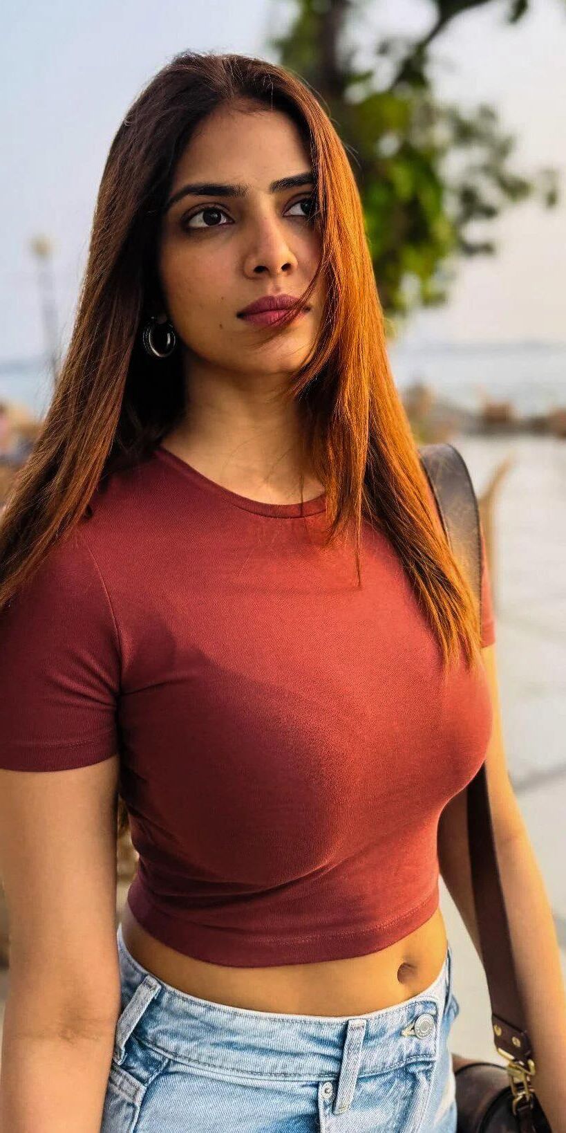 Camisas e tops