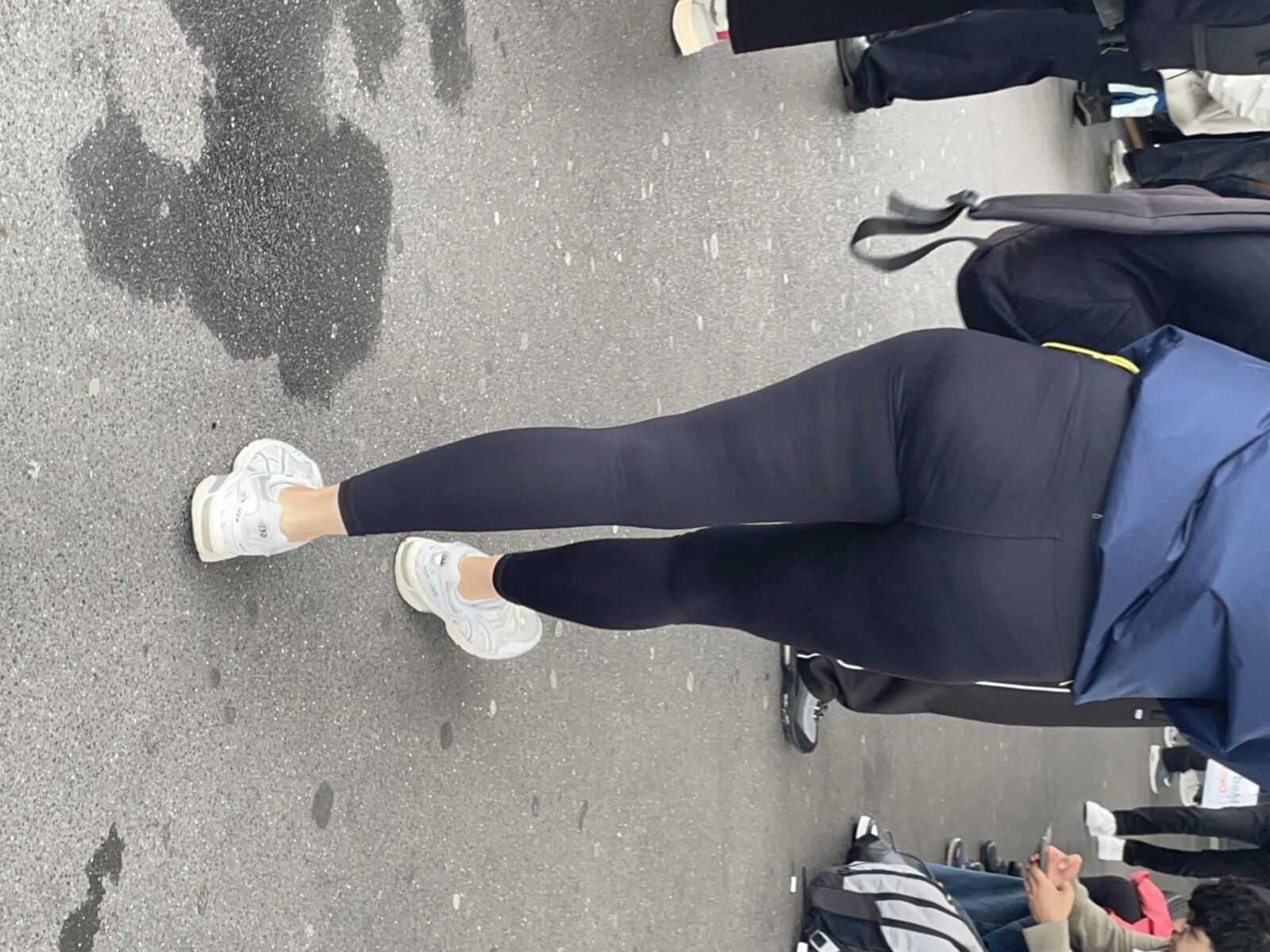 Bunny MILF ( ass candid )