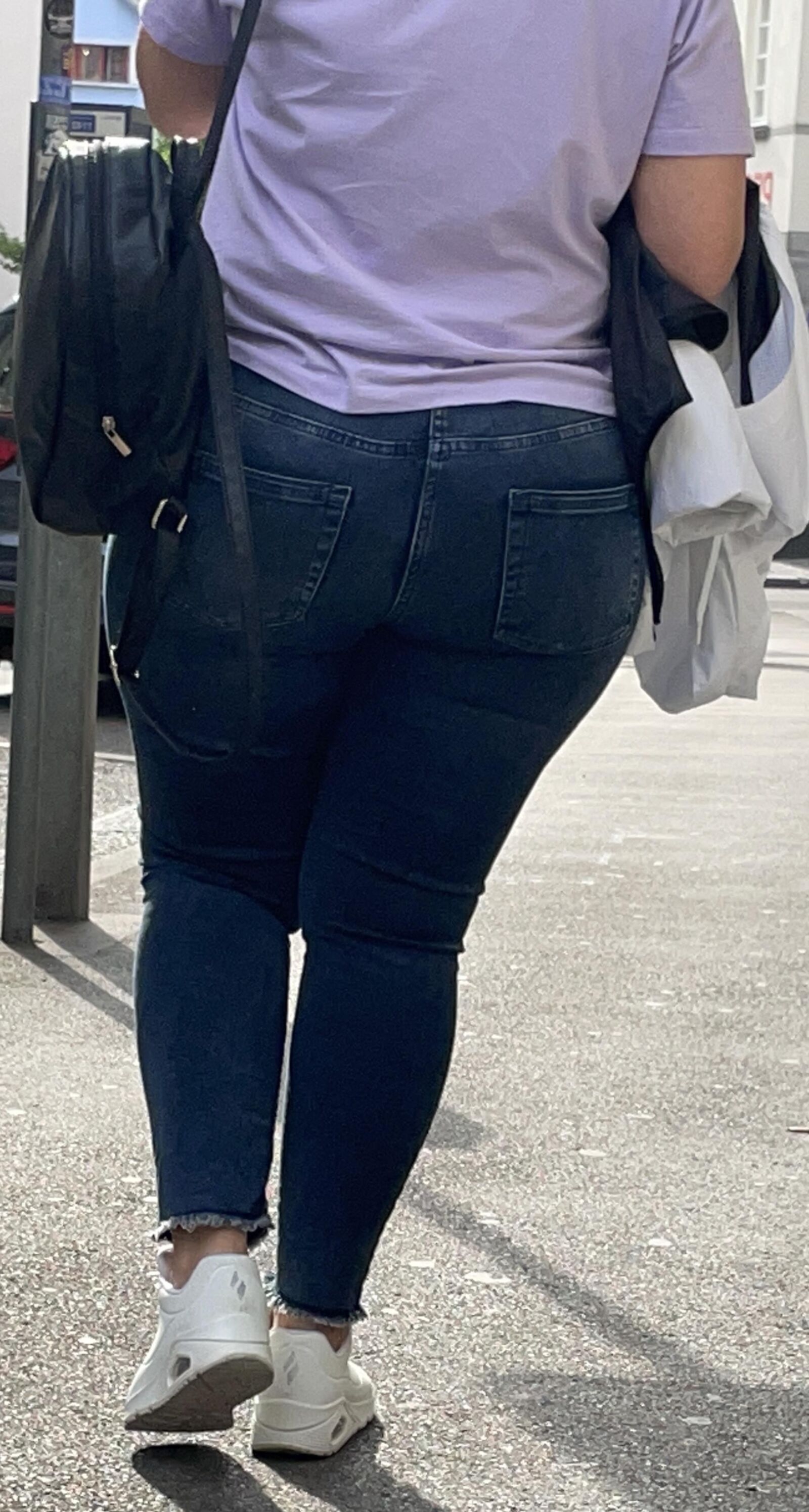 Big Booty Ger Candid