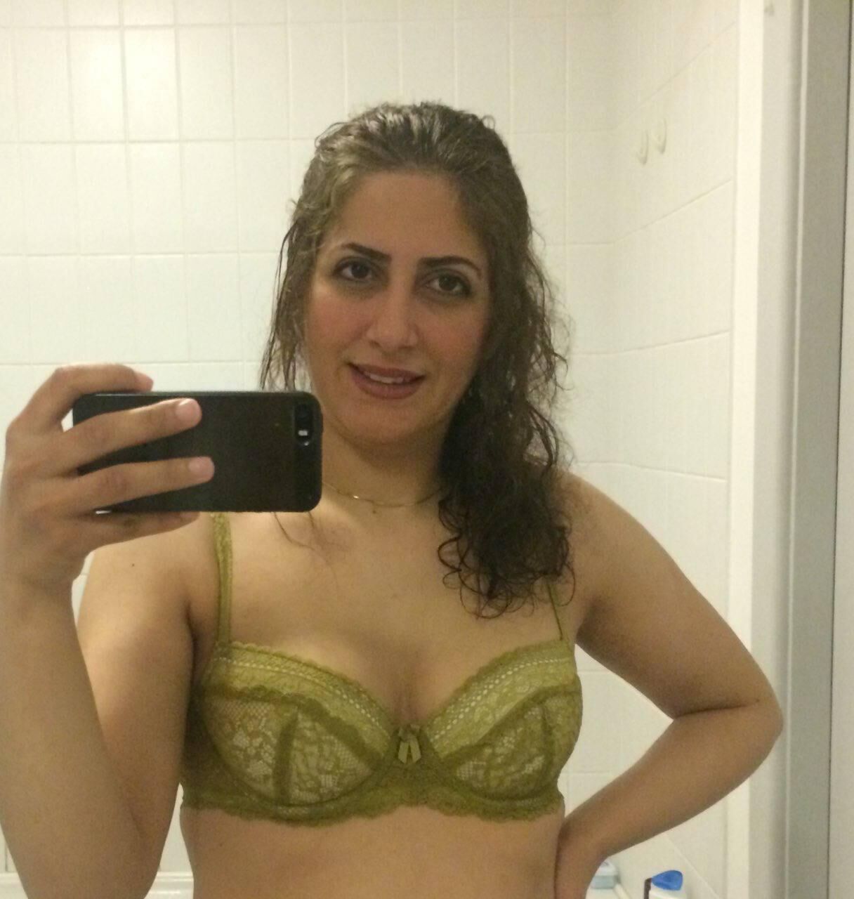 épouse iranienne sexy milf rana