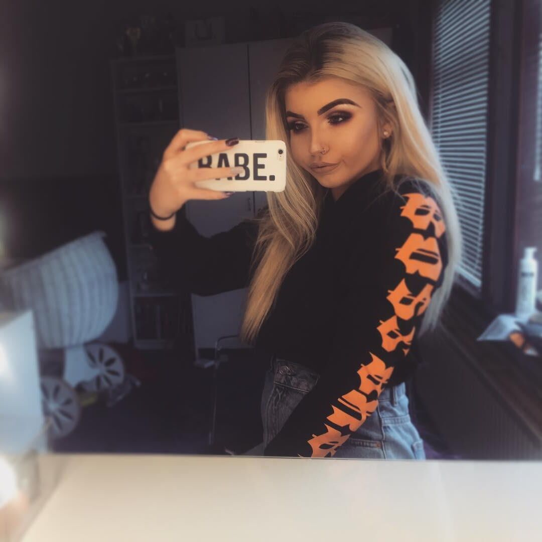 Fuckable hypersexualized Chav Chavs