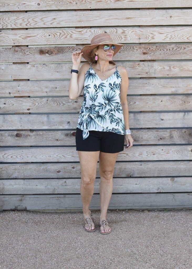 P Интерес к королеве красоты между ними (Milf Fashion Blogger)