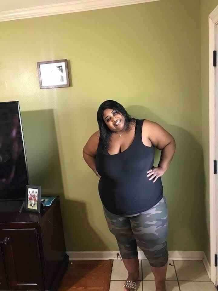 Красивая черная мамаша SSBBW