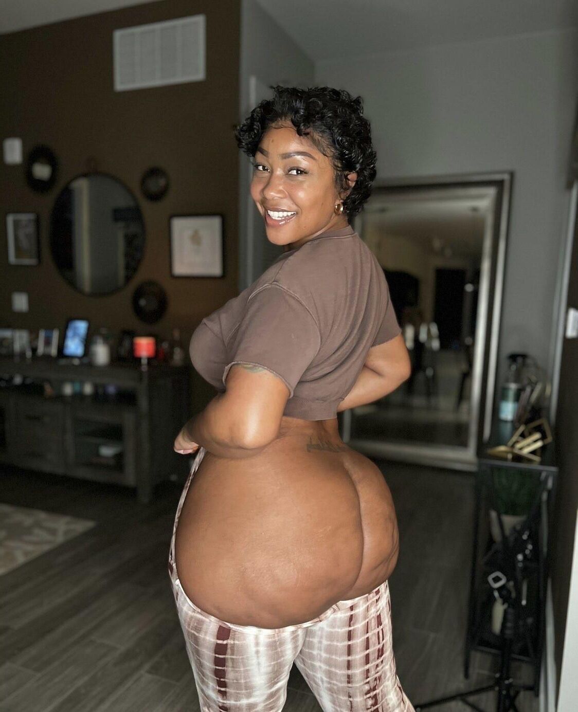 Ebonies zeigen