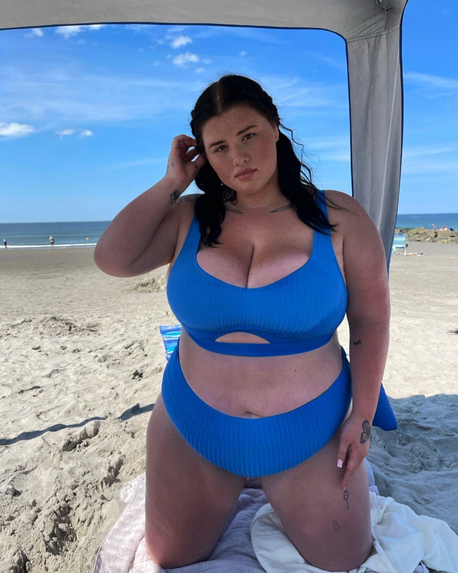 Янтарная огромная задница большие сиськи красавица брюнетка BBW Девушка смешанные снимки