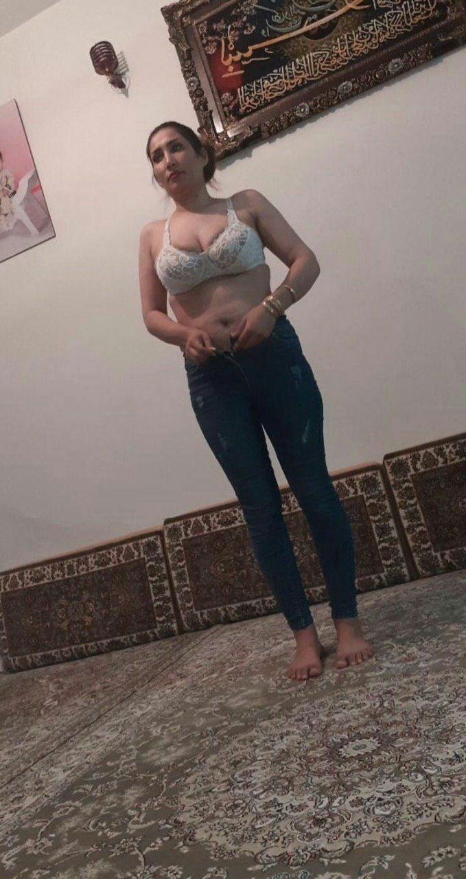 Сексуальная иранская жена