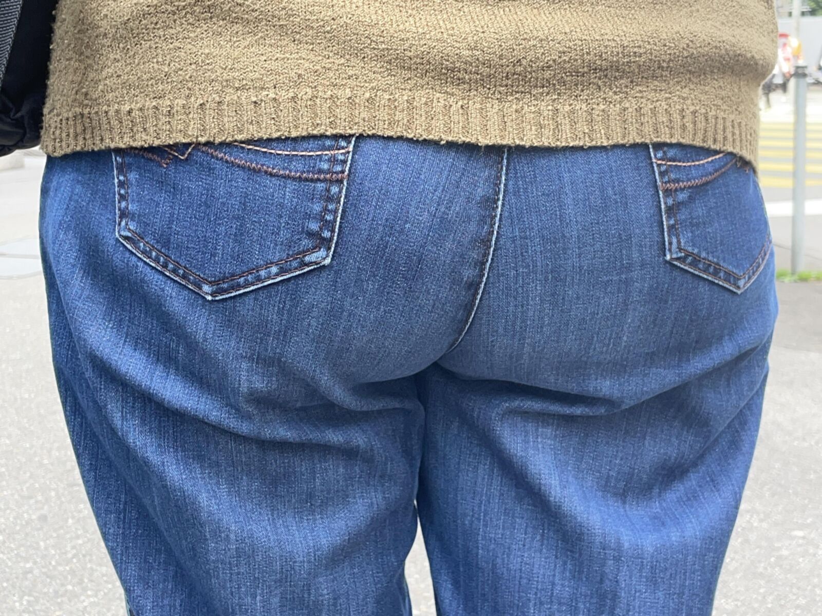 Gilf with wobbly hips