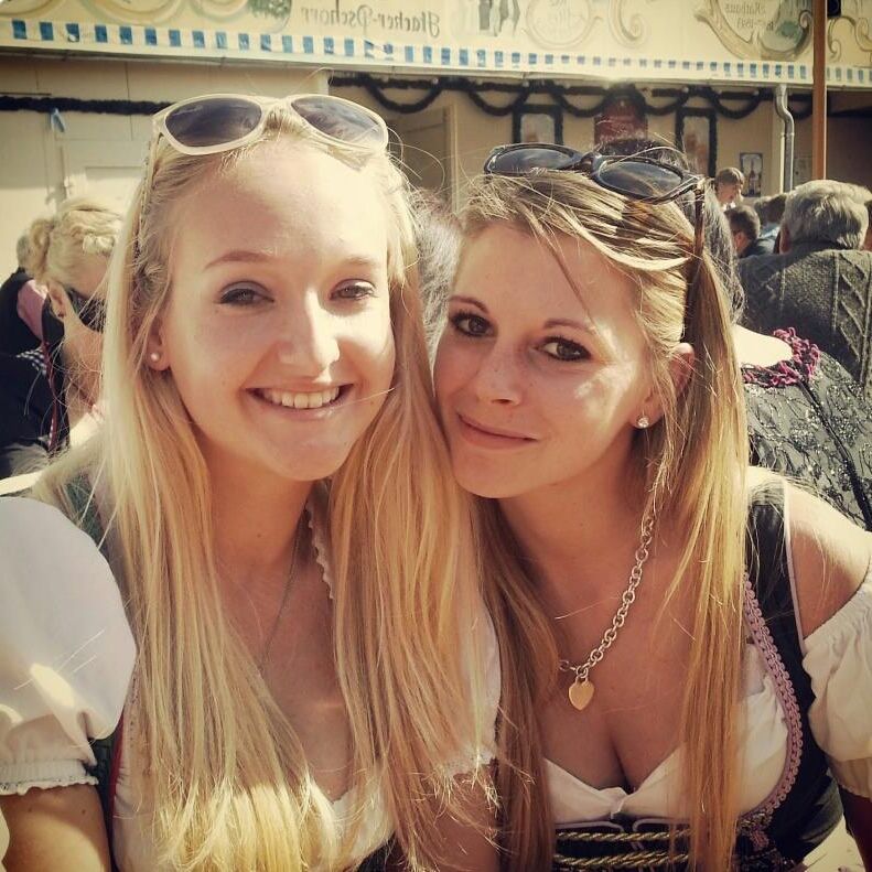 dirndl