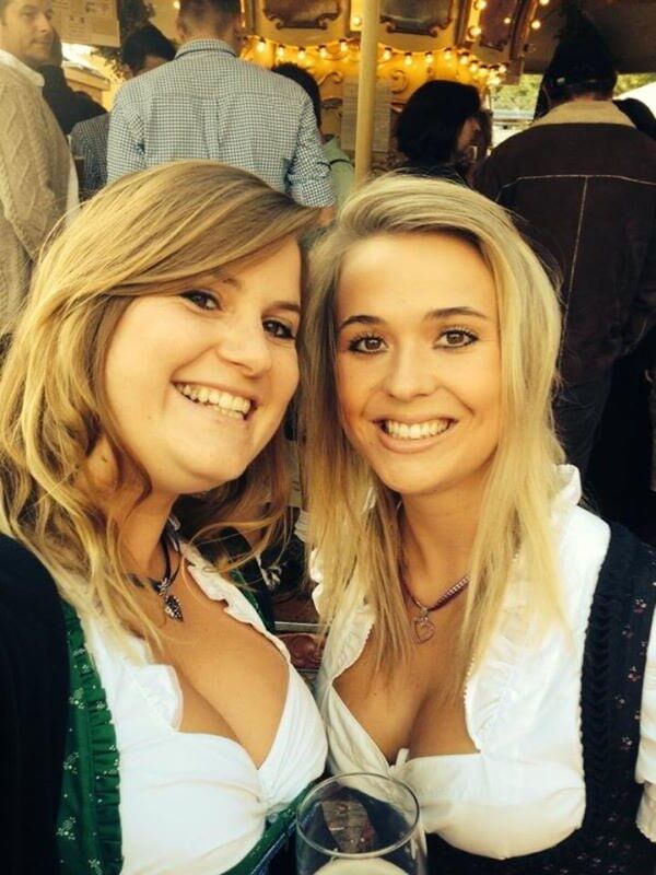 dirndl