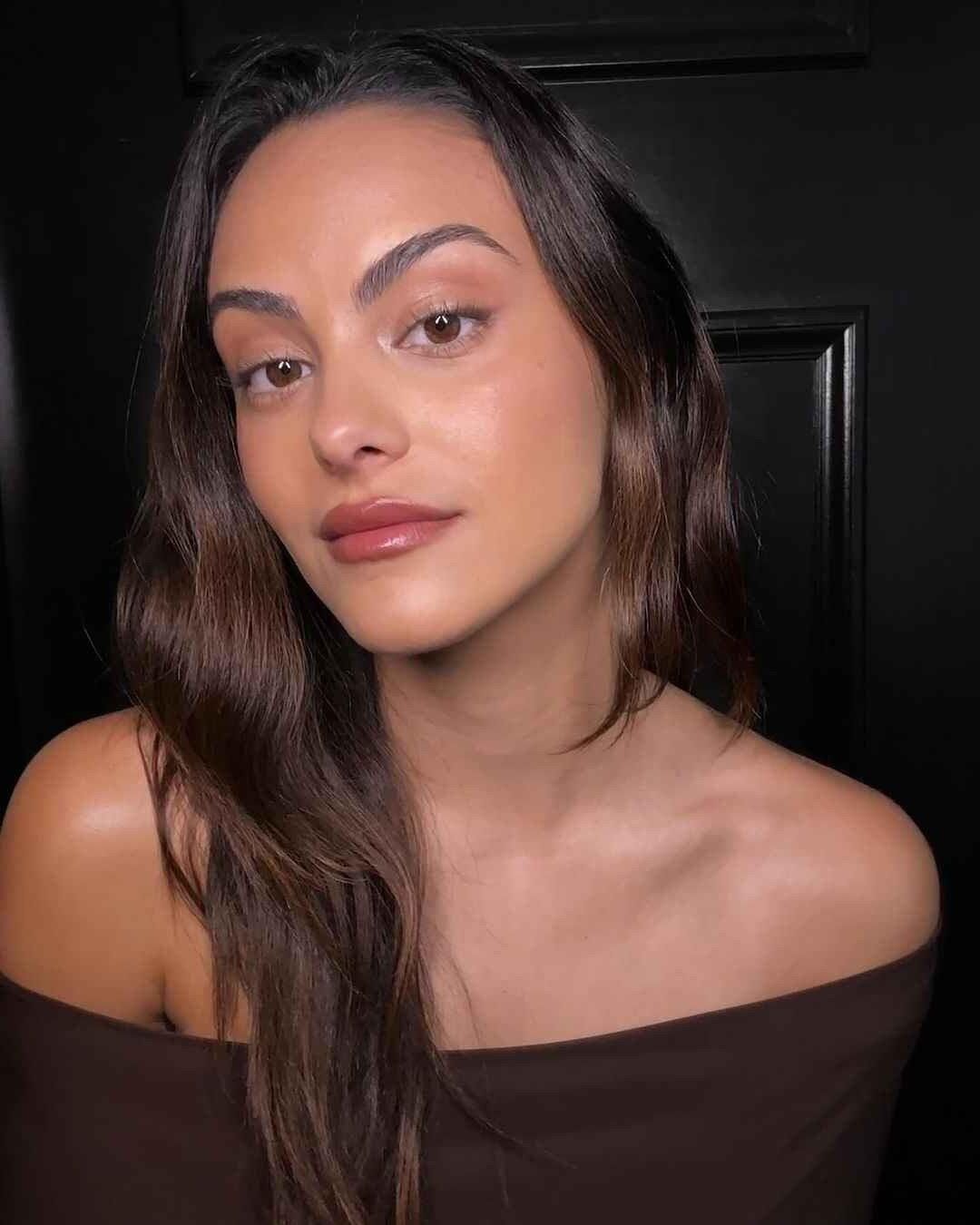 Camila Mendes