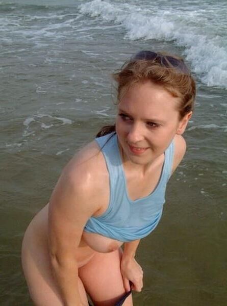 Jessica am Strand