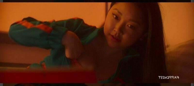 Lana Condor, actrice américaine vietnamienne chaude