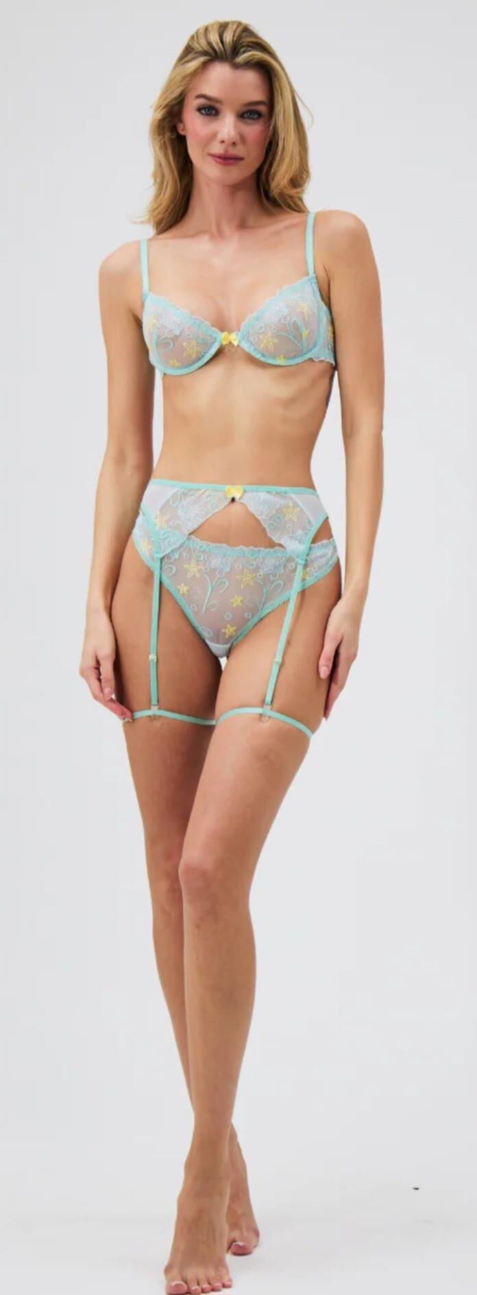 Dessous- und Bikini -Mix