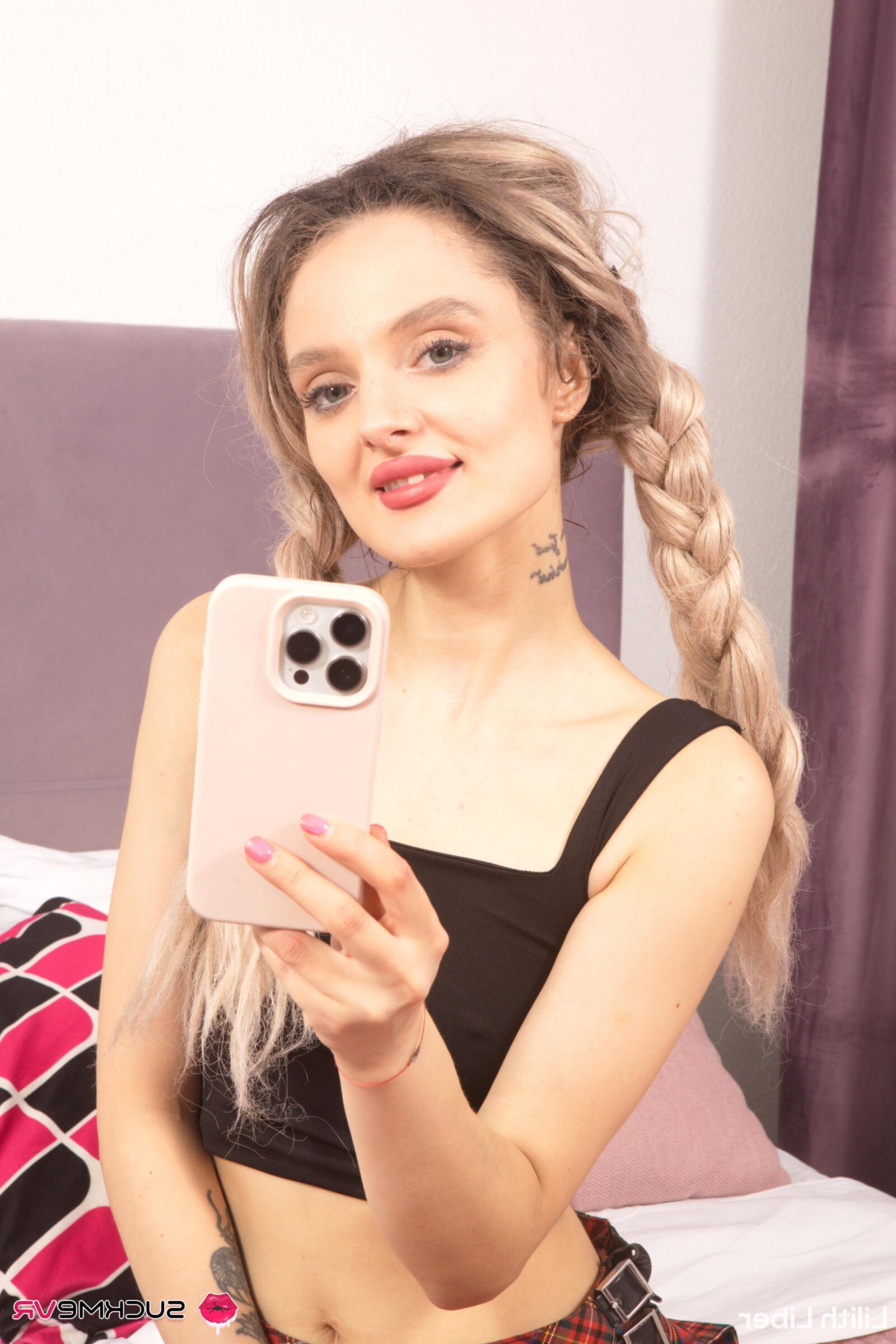 Lilith Liber Yo Blond Nympho em outra grande aventura de pau