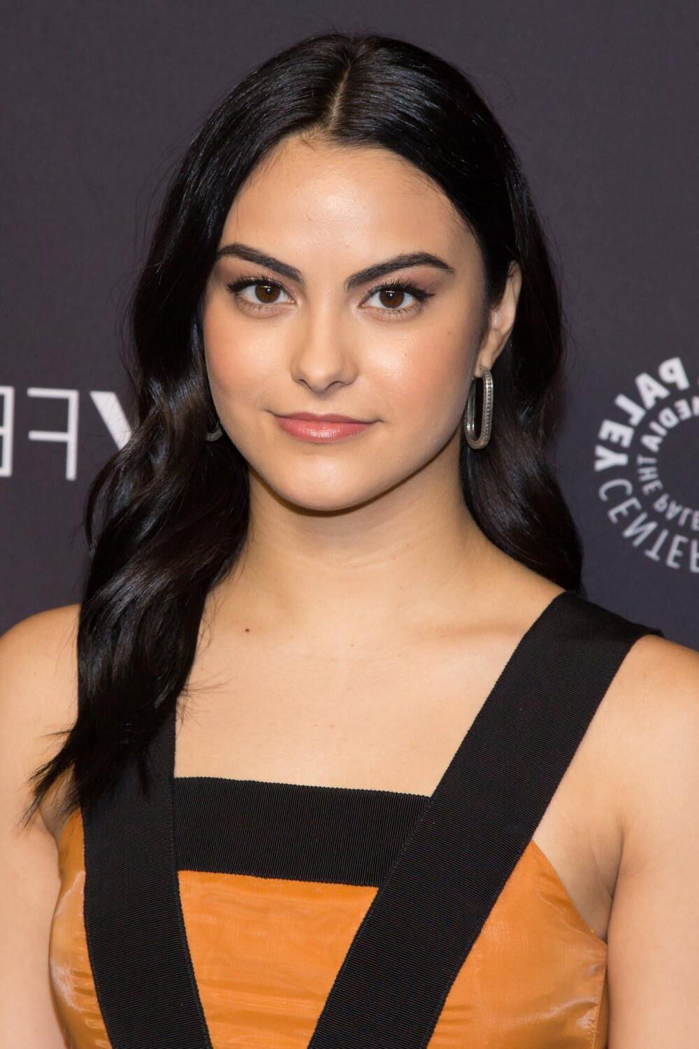 Camila Mendes