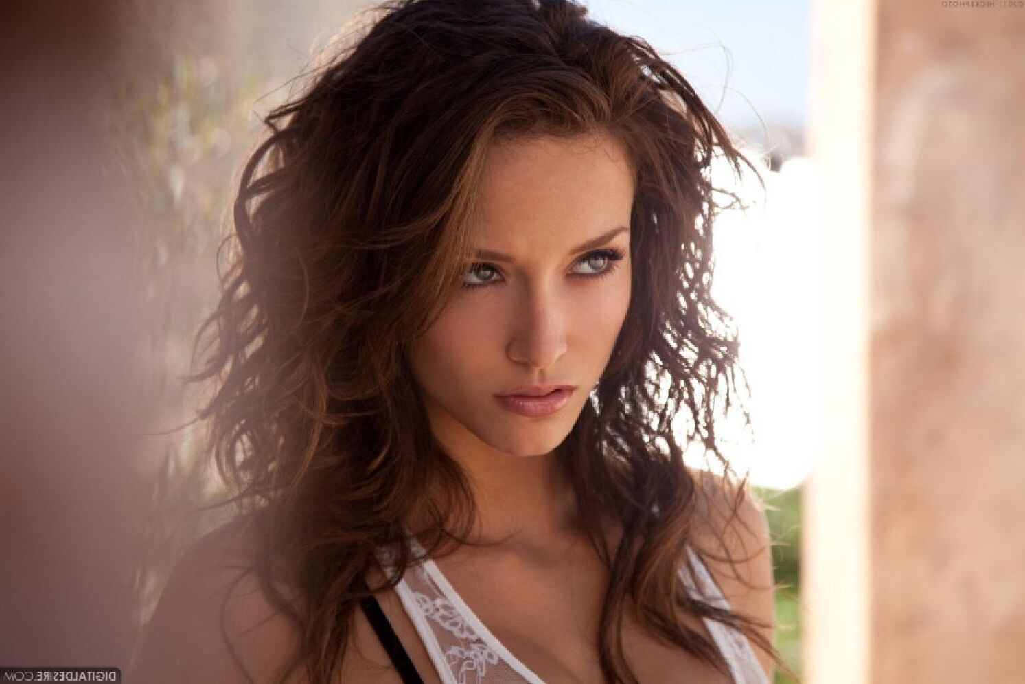 Malena Morgan ihr schmelzender Moment