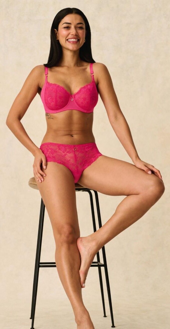 Dessous- und Bikini -Mix