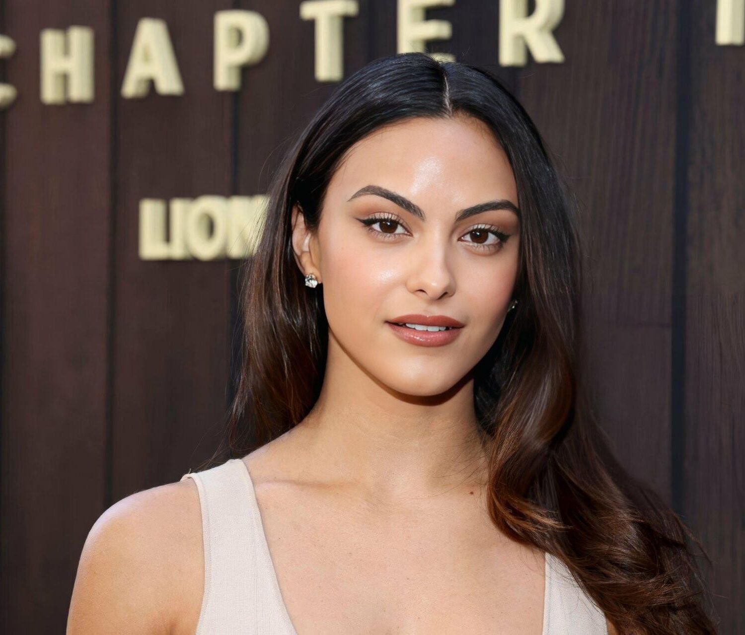 Camila Mendes