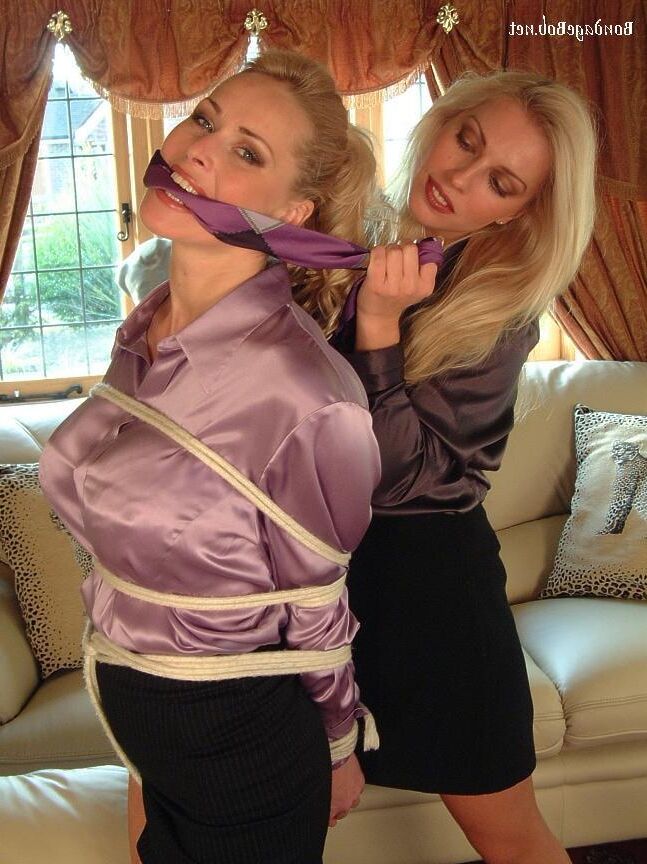 Lana & Katarina Office discipline