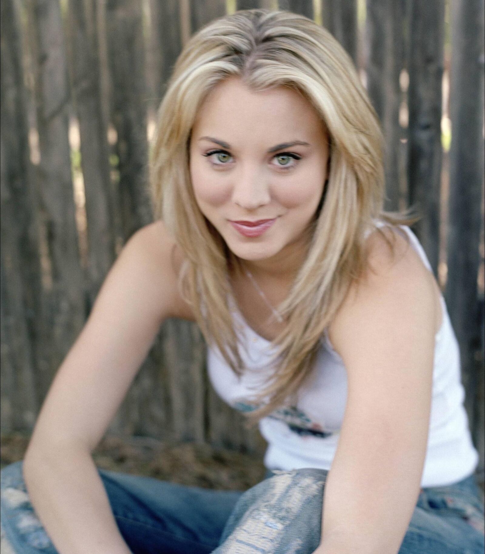 Kaley Cuoco.