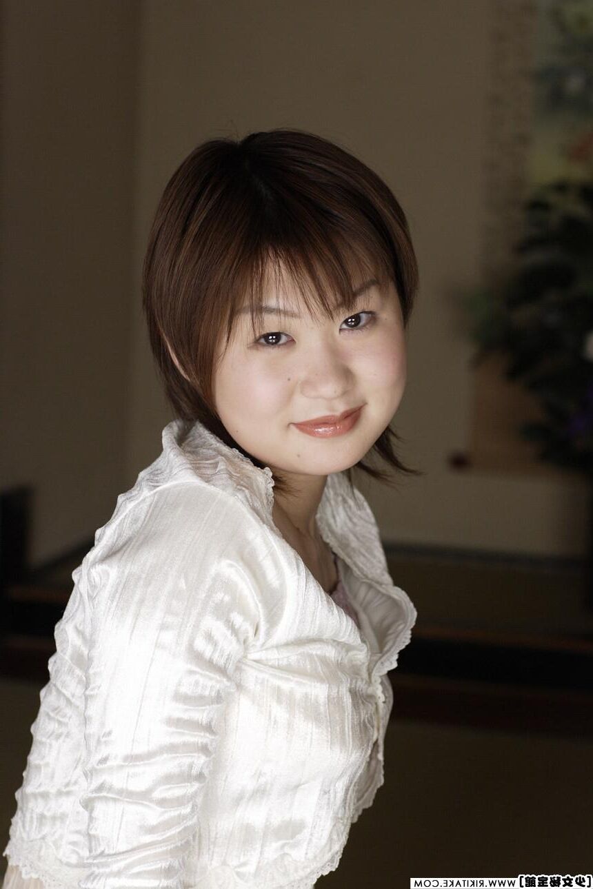 Modèle de nu japonais Hitomi Takatsu
