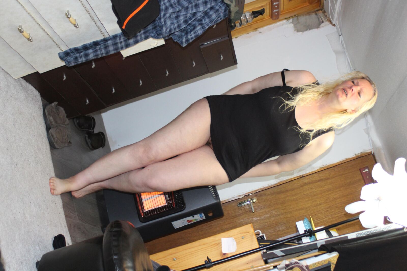 Fickbare Schlampe blonde Frau für Repost ausgesetzt