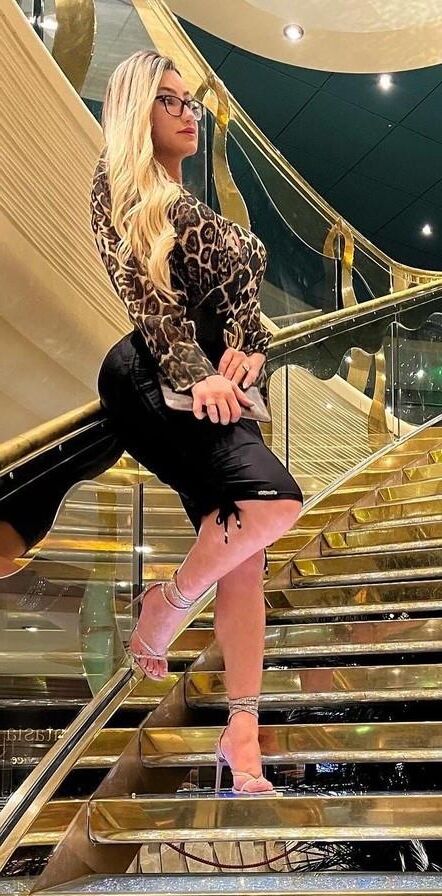Sexy brasilianische Shemale Agatha